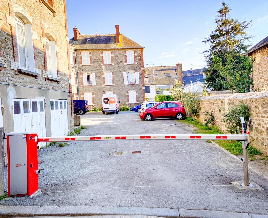Apt Bord De Mer, Hypercentre Dinard, Parking Prive Eksteriør bilde